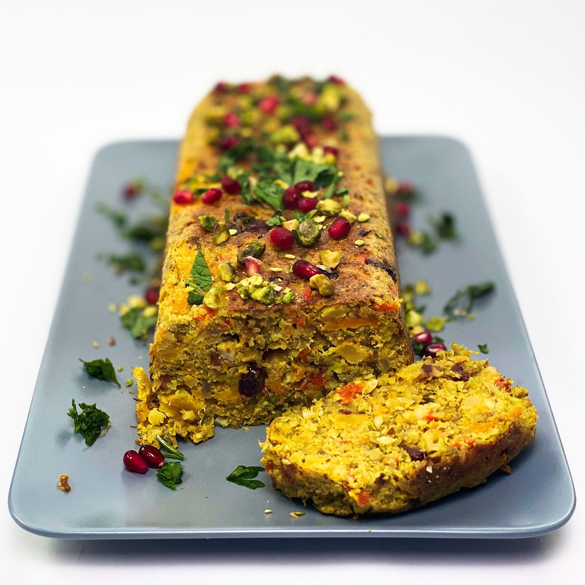 Persian-inspired vegetarian roast #recipe combining butternut squash and classic Persian flavours ow.ly/h8KY50zcx56 #foodblog #foodblogger #foodpic #foodvariety #foodpost #foodphotography #fooddiversity #vegetarian #homecooking #homecook