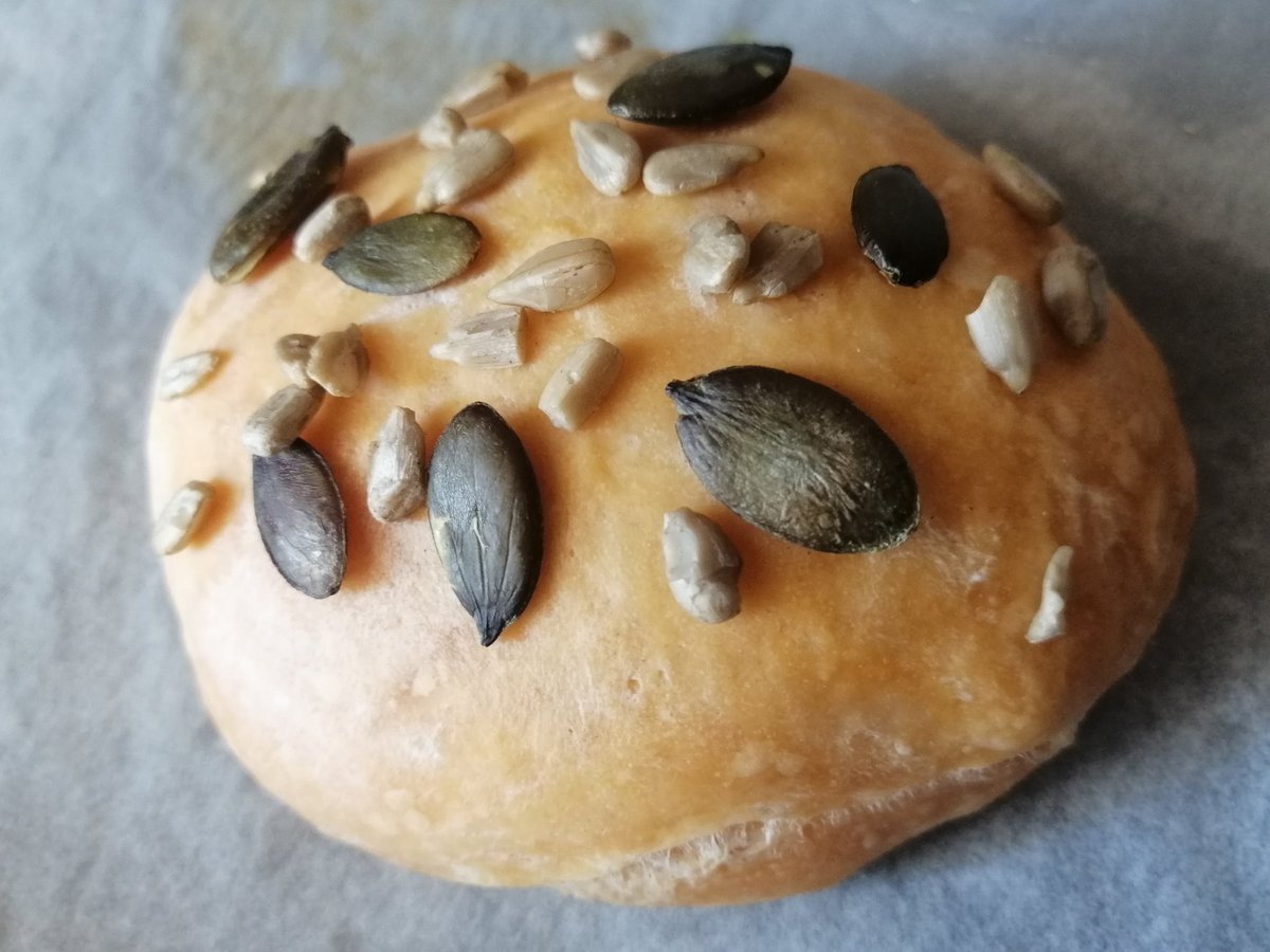 LaConsiglieria's tweet photo. @OriettasRecipes @fareilpaneacasa @cittameridiane @anboemo @Barbaga3Gaetano @paneelibri @viaggimperfetti @torillo59 @IveserVenezia @calabriaonline @GiovannaDiTroia @FlipRuth @savinovurchio @EsperimentidiMG @ilgastronauta @MuttiPomodoro ...pronto, giusto per inzuppare la mia #cremaDipiselli condita con un filo d'olio evo #decarlo

@EdenPuglia @PiacereGusto @PugliaDiscover @RegionePuglia @viaggimperfetti @espby @viaggichemangi @trozzula86 @UnaNuovaMeta @viaggiatore_npc @Nemo_In_Cucina @PiccoliTuristi @torillo59 https://t.co/nplsUZBStl