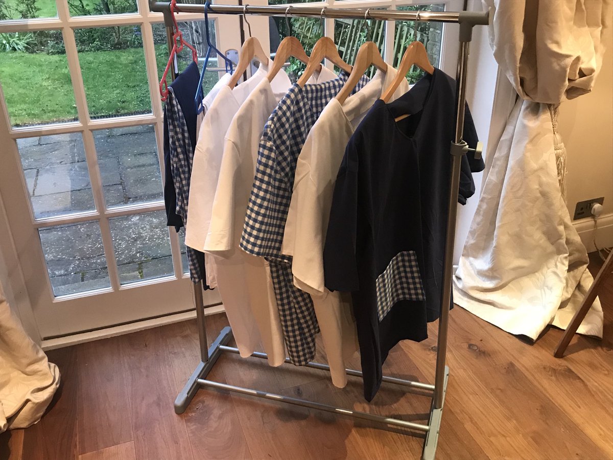 NandraK's tweet photo. ⁦@piersmorgan⁩ - NHS SCRUBS Looking for 
experienced people who sew, own Sewing machine,  understand a pattern, can organise, collect, clean bedsheets &amp; have time. Yesterday took leave from work to make SCRUBS FOR   KEY WORKERS from clean bedsheets). Want to help PM please! https://t.co/zJOYB0xLTR