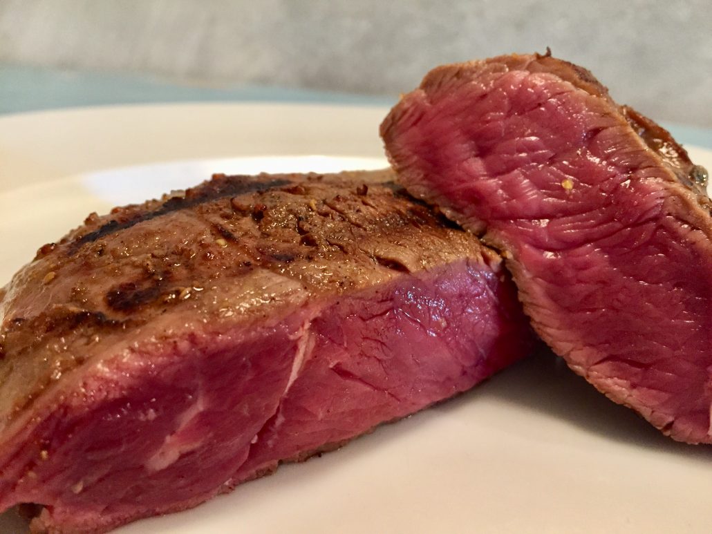 AlexMorenismo_'s tweet photo. ¿Cómo os gusta más la carne?

🔁 Rt: Hecha
❤️ Fav: Poco hecha https://t.co/ikR8nPbSRR