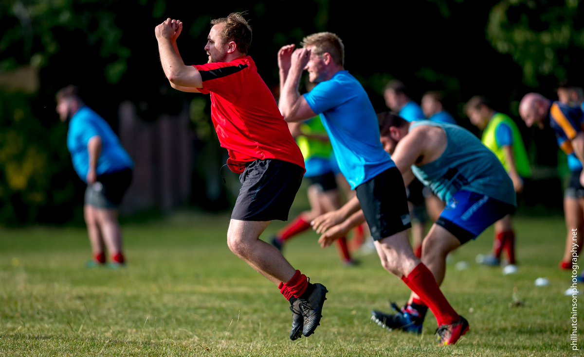 SaracensARFC's tweet photo. Perfect rugby playing conditions for what should’ve been the final game of the Senior squad’s season vs @WaspsFC and our end of season dinner 😫

Summer well, looking forward to seeing you next season! @XanRugby 

Preseason can’t come soon enough! 

⚫️🔴⚫️🔴⚫️🔴 https://t.co/NrrmYDwTJu