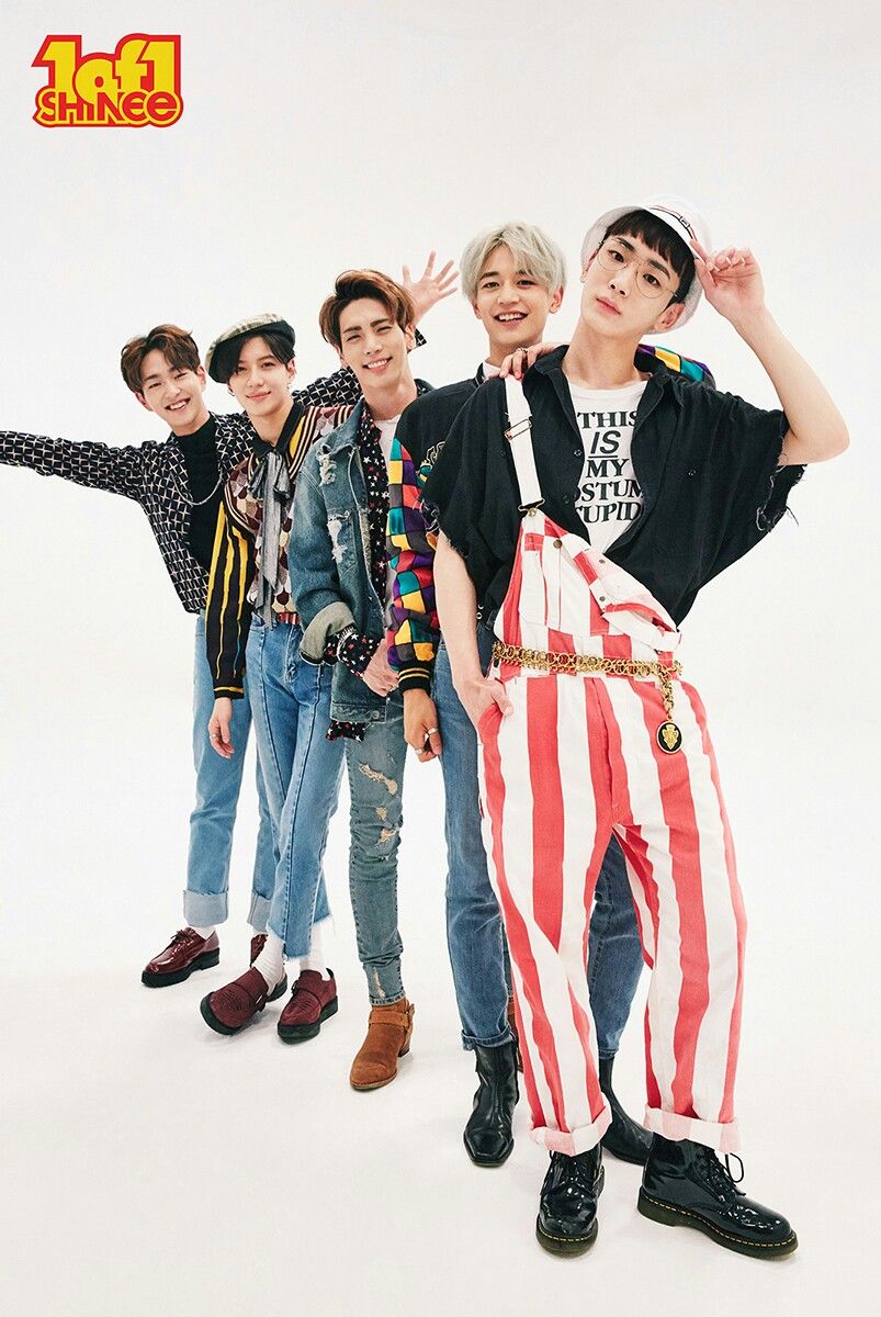October 2016...SHINee's back...Back...Back...to the 90's. With the next comeback, "1 of 1", we were gifted with this beautiful chestnut brown, slight side part and heightened front portion... I'd call that a hot 'cow lick', wouldn't you? 