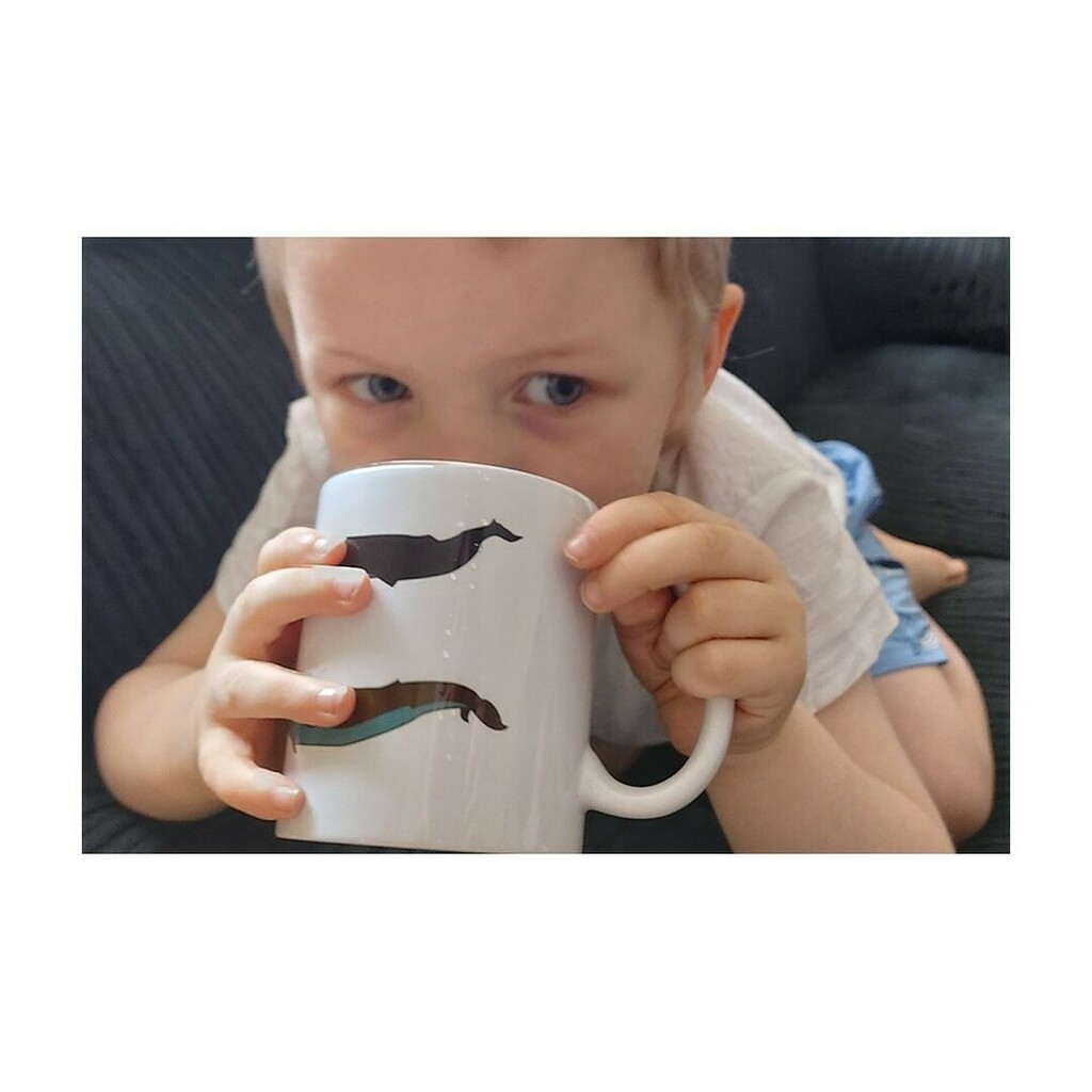 I adore a happy customer - Jennifer, the winner of the £10 voucher chose a custom mug for her son - who loves whales 😍 I think he loves it.
.
.
.
.
#chantalsgifts #chantalsgiftsuk #ceramicmug #bonechinamug #handmadeforyou #bespokegifts #villagepopup … instagr.am/p/B_H0Yu3oHBe/
