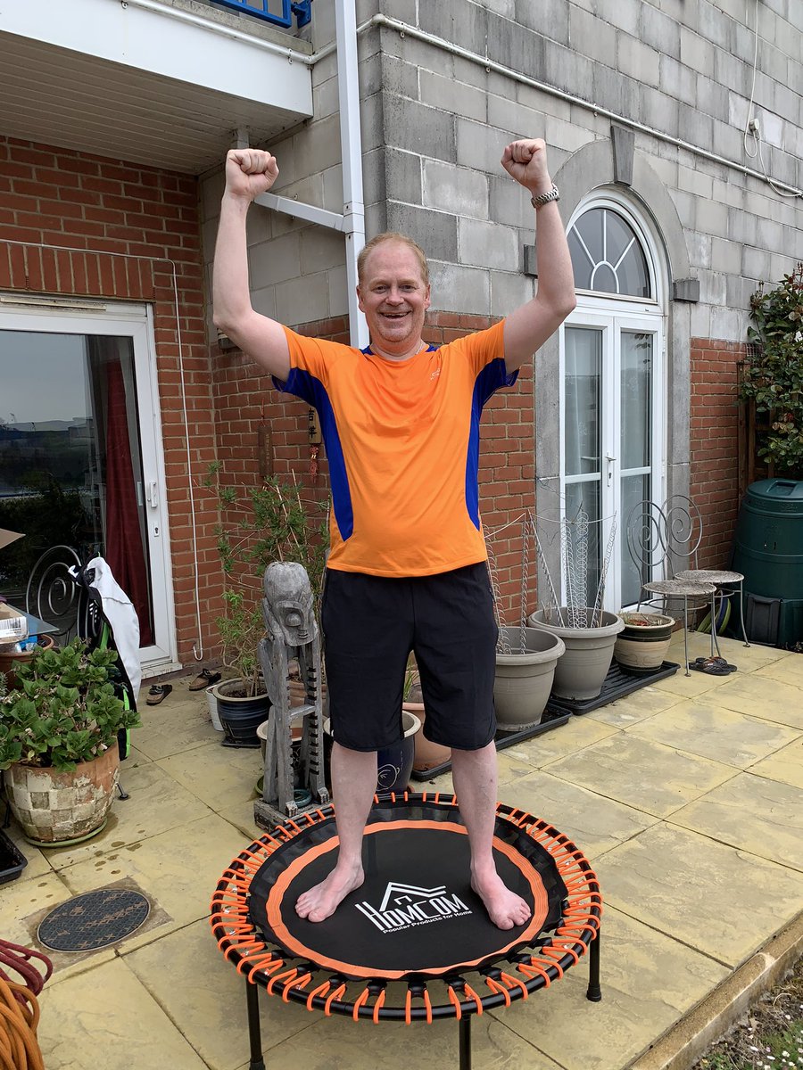 pjsymonds's tweet photo. I did my World 5k on a mini-trampoline with 7210 bounces in 1 hour. #World5k https://t.co/7lf278zWhJ