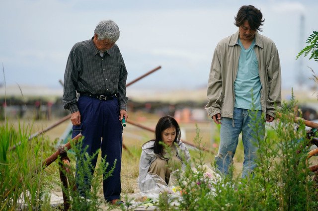 人を信用できなくなる非常に治安の悪い映画で、寺十吾の恫喝怖くてドキドキしました。香取慎吾が徐々に凶暴になっていく様子も昔観た沙粧妙子とは違った怖さでビクビク。しょぼくれた人が実はすごい人展開はハウス名作劇場のようでちょっと痛快でした。#凪待ち