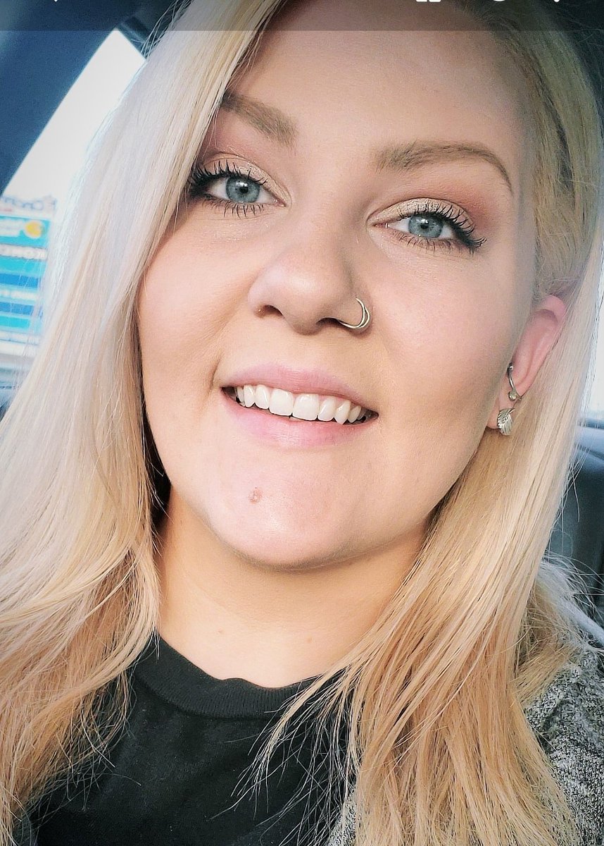 Lindsay Alexandra tweet media