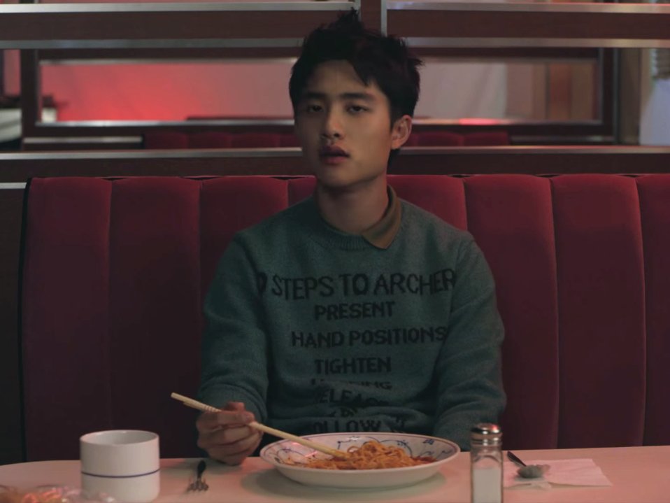 kyungsoo as eiji okumura  she rlly do b going thru it  @baekaeri06