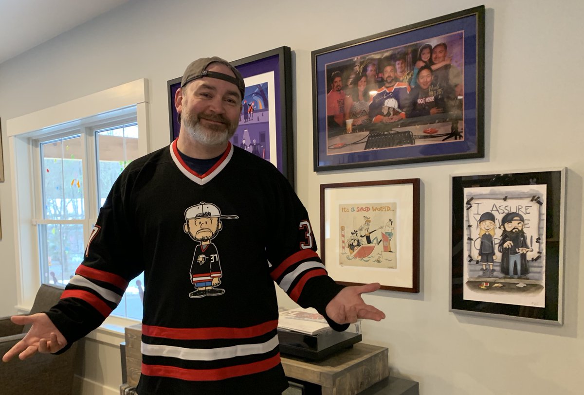 ChrisDavis_37's tweet image. Quarantine recording number five reunites us with some of our fellow @ThatKevinSmith fans across the country (and the Great White North)! Blockhead seemed appropriate for the occasion :-) @FMen37 #WhatDayIsIt #smodcastle @Deejernaut @VacaBoca