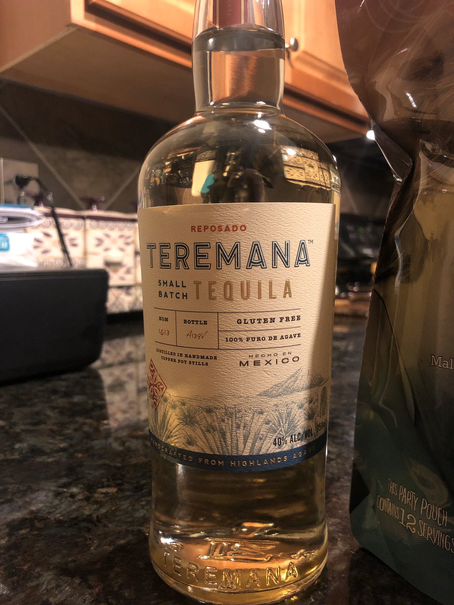 JakeFriedman221's tweet photo. ...becAUSE FINALLY! I got my REPOSADO! Thanks to @JimmysSeafood    @TheRock @Teremana #JUSTBOUGHTIT #THEGREATONE from #Boots2Asses to #ShotsInGlassester https://t.co/mRJDITsQOL