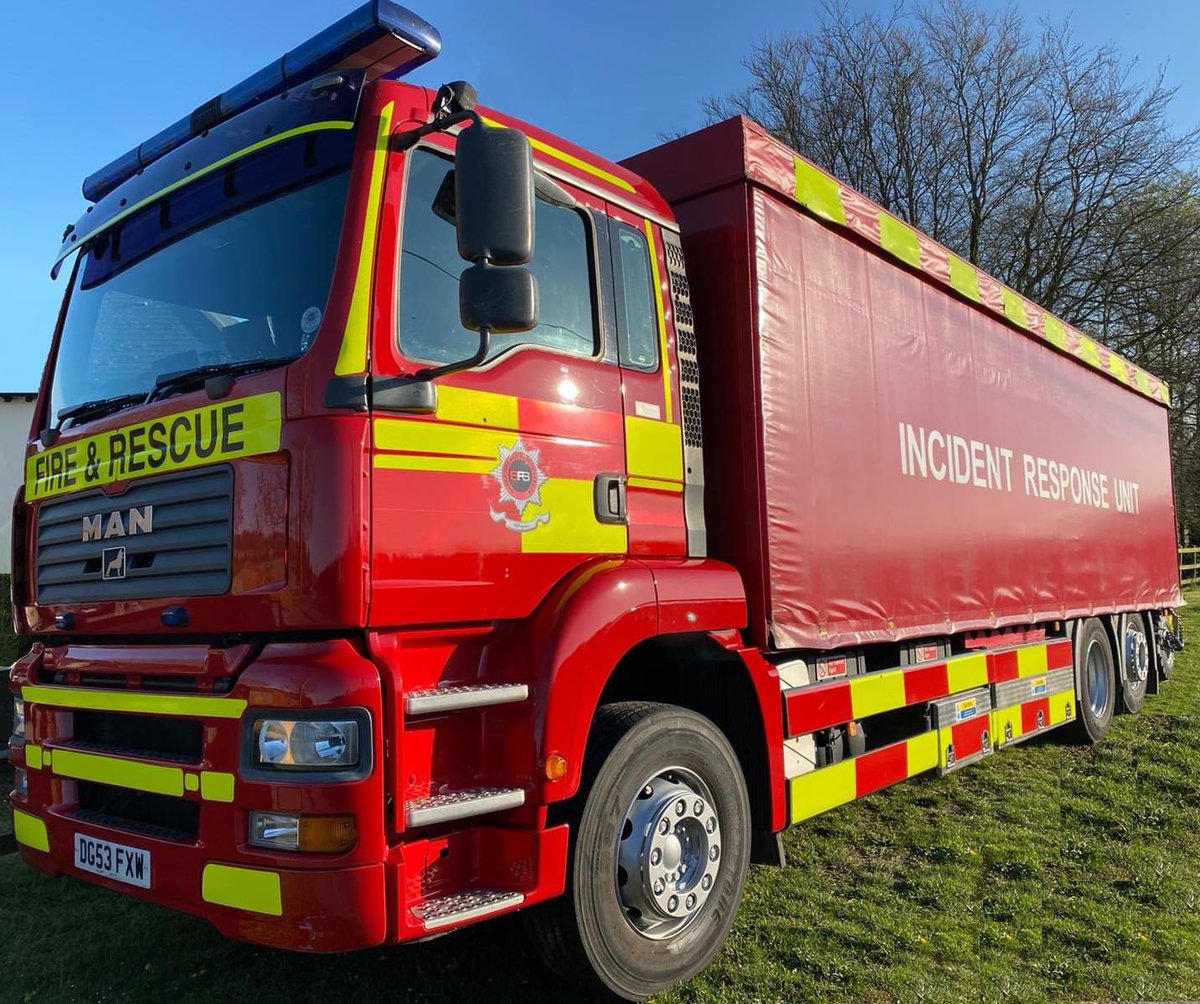 SharpFireSafety's tweet photo. Our IRU is ready to depart on Monday to make another delivery of essential equipment to a strategic NHS Coronavirus site

Thank you to West Midlands Fire Transport &amp; Engineering for the fast turnaround in the refurbishment of this vehicle

#StaySafeStayAtHome #ProtectTheNHS #WMFS https://t.co/afVYJXLly4