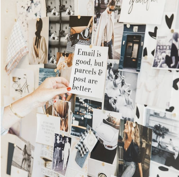 sugarpaperla's tweet image. Email is good, but parcels and post are better. We couldn't agree more. We are so grateful for all the digital options, but there's nothing like the real thing. Xo.

#sugarpaper
#handwrittennote
#snailmail