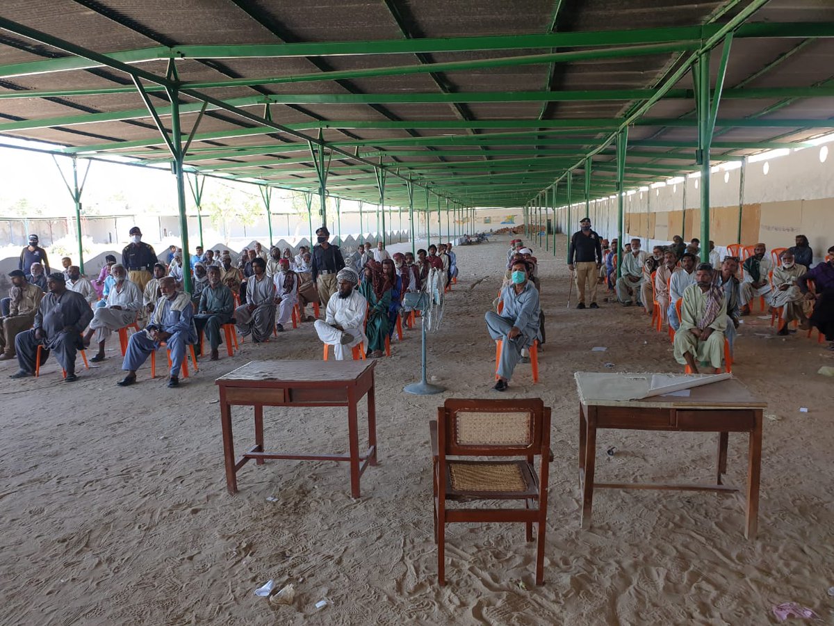 SaniaNishtar's tweet image. In Category-2 (explained here: youtube.com/watch?v=cMAI26…), daily wage workers unable to earn a living these days due to #COVID19 crisis are being given Rs.12,000 so that they can buy rations for next few months while they stay home to be safe. Pictures shown are from #Balochistan.