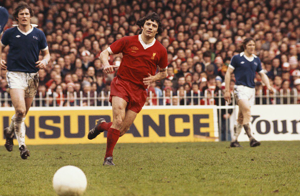 Guymowbray's tweet image. Thanks for watching #FACupRewind. Got another two epic semi finals on tomorrow, BBC1 at 1.50pm. Two red v blue battles 20 years apart