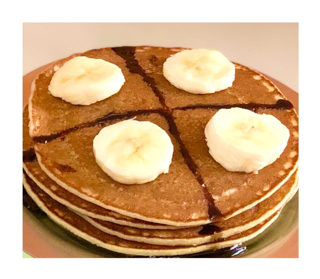 DaarkkPassenger's tweet image. Banana pancakes🥞 #firstattemptsuccess 

PS : you can’t find this image on google :p