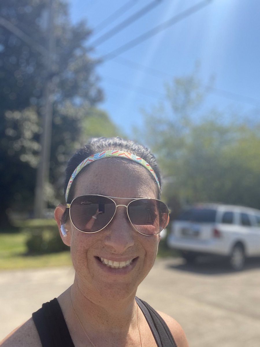 nikki thornton tweet media