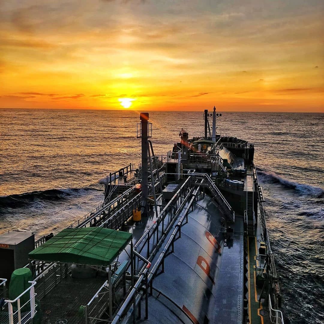 LPG Carrier
___________
#lpgcarrier #ship #shipping #tankership #ships #shiplife #maritime #sailing #seaman #sailor #seafarers #marineinsight #merchantnavy #merchantmarine
Photograph by Ujwal Sood