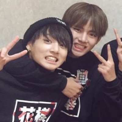 lMISSTAEKOOK's tweet photo. TWEETING A THROWBACK OF THIS CLINGY TAEKOOK WHILE IT LASTED #BANGBANGCON https://t.co/vrjkEbXvtf