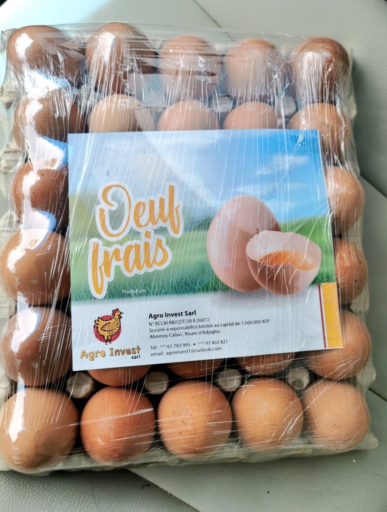 StevyWallace's tweet photo. Mon week-end démarre au top 👏 Je viens de me faire livrer par le PDG @pat_mael en personne.
Un plateau d'œufs joliement emballé à 2000 FCFA. 
N'hésitez pas à le soutenir en passant vos commandes (appel ou what's app) au +229 61783995 ou au +229 97463821.
Bravo champion. https://t.co/w2c9sjast4