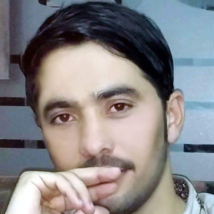 Shaiz_Khaan's tweet photo. #MeAt20
#universitytime #ChallengeAccepted https://t.co/t11vkiwAq1