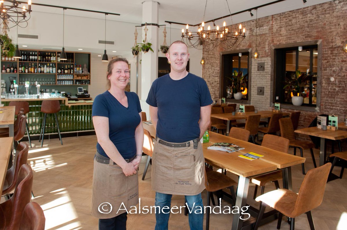 AalsmeerVandaa's tweet photo. Vandaag starten we met 'Eet Smakelijk' waarin we de afhaalmaaltijden van de lokale restaurants testen. We trappen af met De Oude Veiling @DOVAalsmeer https://t.co/w1mHBpiNxv https://t.co/TnBqbdhGf7