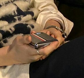 JELLPC's tweet photo. ถ้าเป็นยุคนั้นล่ะมึงเอ๊ยยย #Taoho นี่ทามไลน์แตก ส่วนตอนนี้ใครที่ยังอินมากอดคอสู้ไปด้วยกันจ่ะ😂😂
#ZTAO #SUHO @weareoneEXO https://t.co/NjC8TgJAyz