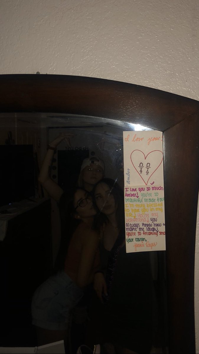 Happy bday to my beautiful friend Ambee I love ya and miss ya so much!! 💓💖🎉 @lameamber_
