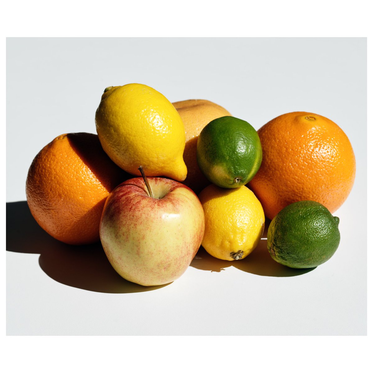 AleksKarjaka's tweet image. Apple of my Eye.
...
#fruitstudy #citrus #appleofmyeye #ambient #availablelight #focused #apple #delicious #fruitsbasket #fruitsalad #feelingfruity #staycreative #staycreativeathome #nyc #quarantinecreations #quarantinelife #quarantineandchill #karjaka #hasselblad #healthyliving