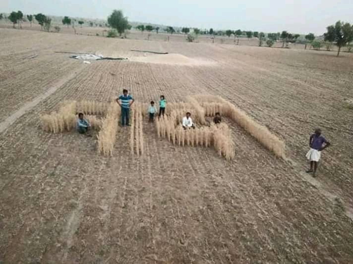 patelpr2312's tweet photo. इसके पहले कभी किसी और नेता के लिए आम जन के ह्रदय में इतना प्रेम और आदर नहीं देखा

हमारा प्रेम पहुंचे प्रिय प्रधानसेवक जी तक , और हर उस अंध विरोधी तक ये संदेश जाना चाहिए कि 

“मोदी जी हिंदुस्तान के दिल में बसते हैं"

😍 @narendramodi 😍 https://t.co/rbSpt7611U