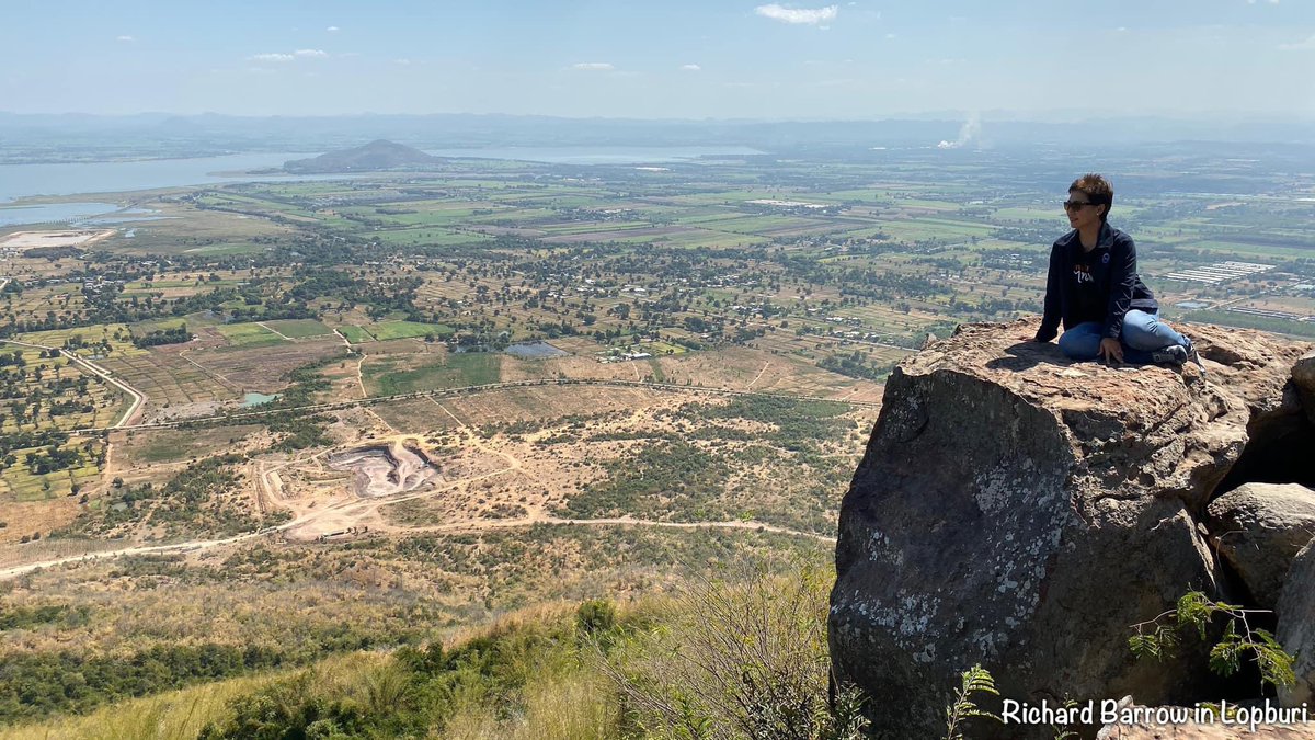 RichardBarrow's tweet photo. This is Khao Phraya Doenthong Viewpoint In Lopburi. I visited here last year. It’s not really well known but it has some magnificent views #VirtualTour #VirtualThailand #Thailand https://t.co/l4SyOVNHsF