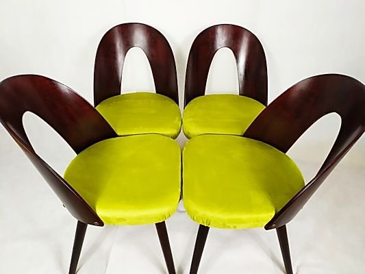 44Pigeons's tweet photo. Set of four dining chairs LolliPop by Suman

#antique #antiques #vintage #suman #lollipop #chair #mahogany #wood #green #refurbished #tatra #nabytok #stolicka #60s #antiqueshop https://t.co/SoQaNcMqif