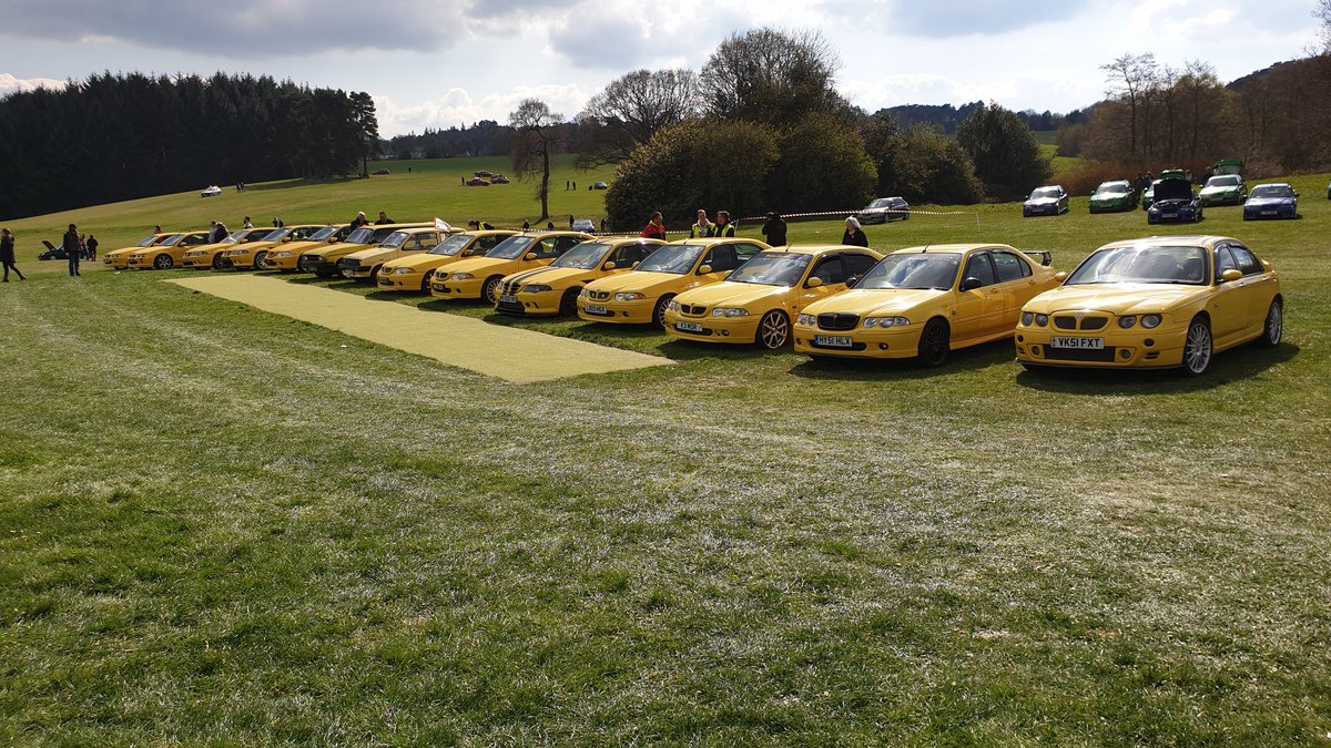 B31Voices's tweet photo. Nick Steel: "Come on guys get them straightened up.😘"
#VIRTUALpol #longbridge #pol20 #pol2020 #PrideofLongbridge #virtualcarshow @polcomheritage
#B31Voices
#BVoices #B31SupportingLocal https://t.co/QTEVdoadro