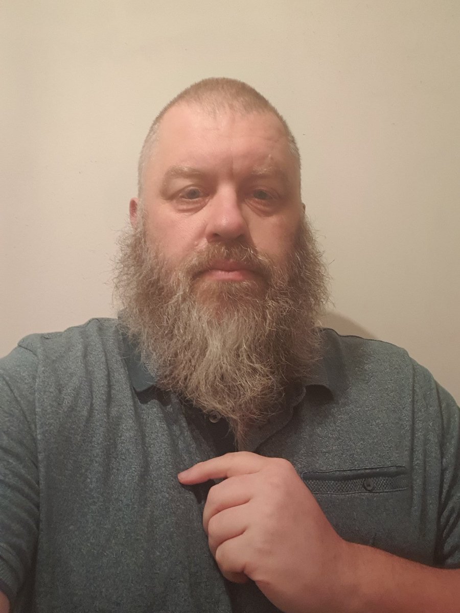 SJA_Tony's tweet photo. Here are the pics to show just how long the beard is. I'm now looking at whether I should live stream the shave. #ShaveForStJohn #MySJADay #StJohnAmbulance #SJApeople #TeamSJA https://t.co/HGeIH2ow0c