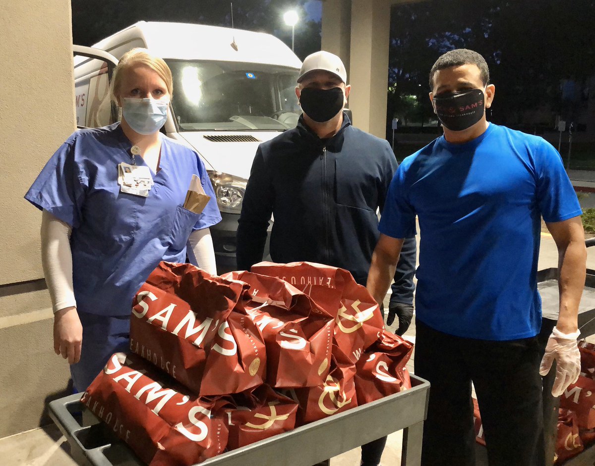 MedCityPlano's tweet photo. Our heartfelt thanks to @NickSamsSteak and the Dallas Mavericks Foundation @MavsCare for supporting our healthcare heroes with a special Friday night dinner! #MavsSupportLocal #ActsofCaring
#NBATogether https://t.co/qPggK4E6MS
