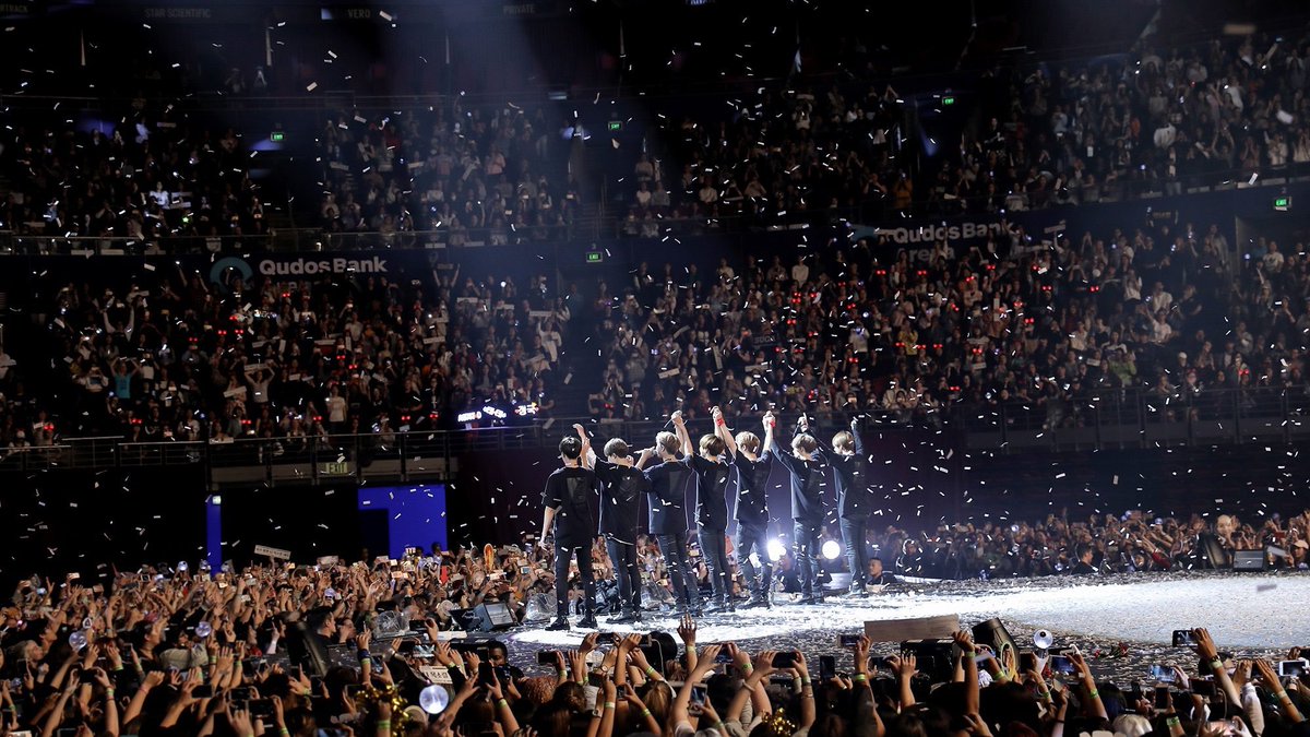 PurpleLoveBTS89's tweet photo. #ThankYouBTS for not giving up on your dreams, for staying strong through all the stones thrown, for inspiring us to dream, for telling us everything will be okay, for saving us from our darkest time, let's stay together for a long time 💜💜💜#IPurpleBTS💜 @BTS_twt #BANGBANGCON https://t.co/mF4aPmFTVm