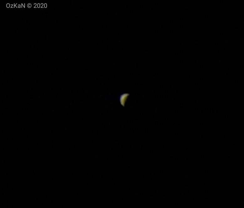ozkantatli's tweet image. Van semalarında venüs gezegeni. Balkondan telefon çekimi. Van Turkey #smartphoneastrophotography #astronomy #astrophotography #CoronavirusLockdown @astronomTurk