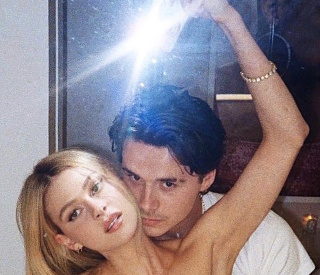 femininite's tweet photo. Kinda obsessed with Brooklyn Beckham and Nicola Peltz https://t.co/6ZBnwQQmUE
