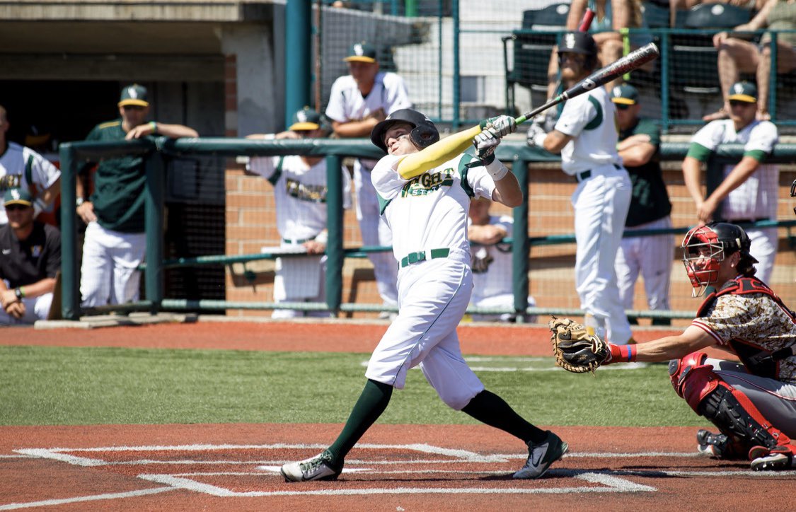 WSURaidergang's tweet photo. On this day in 2018, we defeated Dayton 11-2. The offense was led by our very own @Chase_20_Slone who had 4️⃣ hits including a souvenir for the fans. On the mound @jjasonfosterr went 5️⃣ strong innings allowing only one run. #Raidergang #CoachSlone #CoachFoster https://t.co/IZo24iz1QR