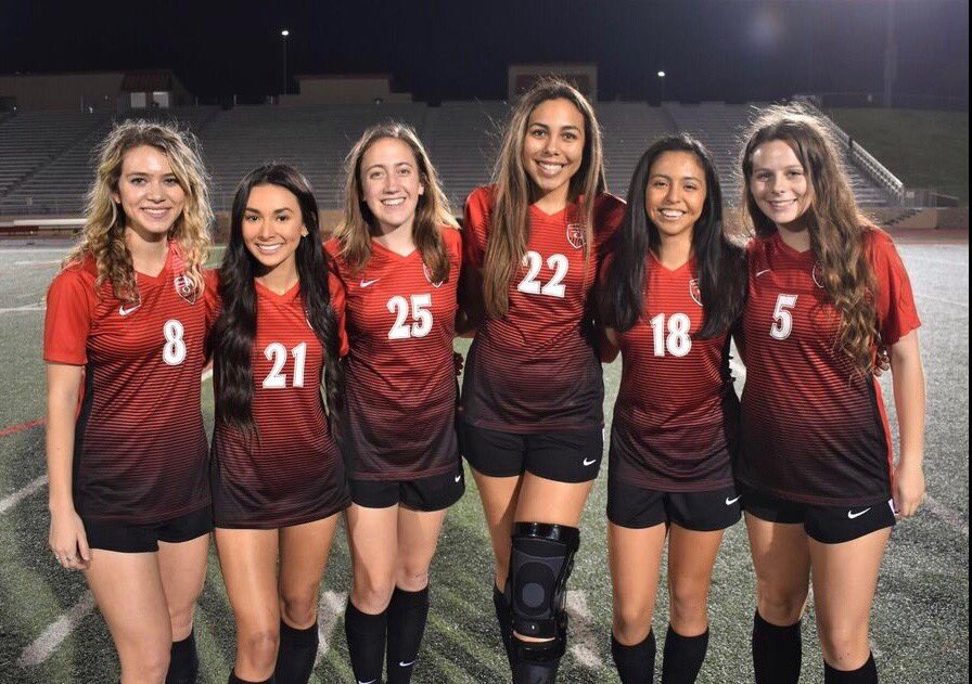 CHHS_LPSoccer's tweet photo. #chpantherpride https://t.co/LeNpmVqgBn