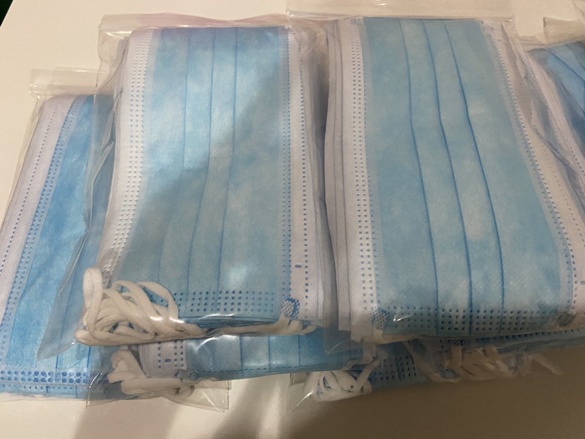 CClearingg's tweet image. 💜รีทวิตนี้ สุ่มแจกฟรี 10 ชิ้น 💜

หน้ากากอนามัย 3 ชั้นมีแผ่นกรอง 

❌ป้องกันไวรัส❌

** 10 ชิ้น 120 บาท **

#หน้ากากอนามัยพร้อมส่ง  #หน้ากากอนามัยราคาถูก #หน้ากากอนามัย