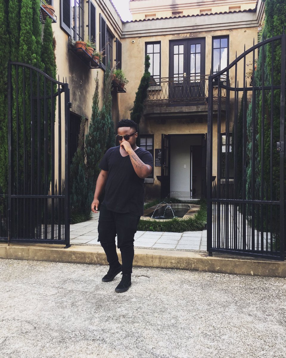 teddy_drummer's tweet photo. Your future looks beautiful bro✨🔥just keep pushing and stay focused👏🏾‼️ #IGsawThisFirst #SelfMotivation #SelfLove #YoMamasFavoriteDrummer😝🤣 https://t.co/JaVx1gtq6V