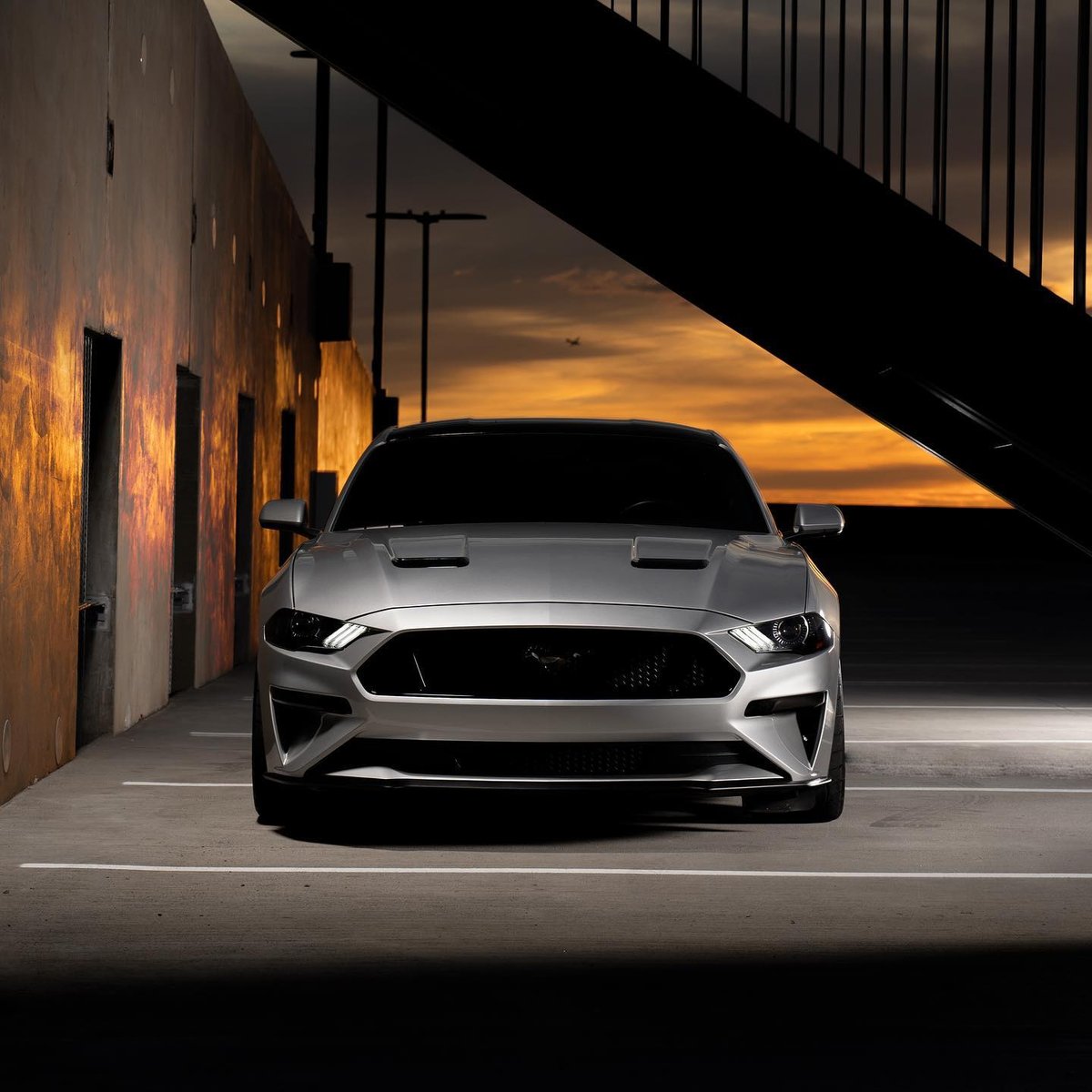 LuxeAutoConcept's tweet photo. We'll keep your headlights looking fresh 💯 
 .
.
.
.
.
#s550 #s550only #cars #carsofaz #ford #mustang #fordmustang #fordperformance #ecoboost #mustanggt #gt350 #gt500 #roush #saleen #ingotsilver #wildish ( #📷 @wildish5.0 ) https://t.co/uX7Z1OmQXG