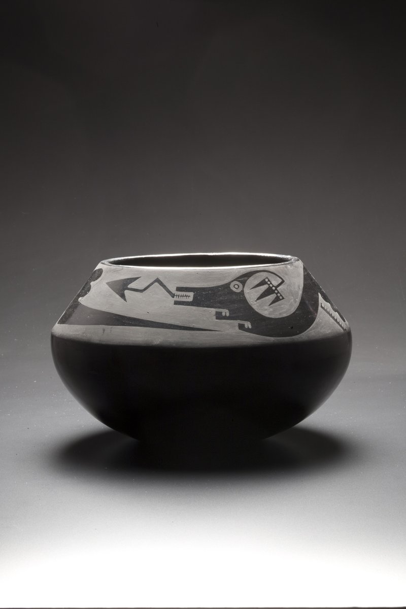 NewarkMuseumArt's tweet photo. How is earth used in art? Join us for an engaging 20-minute virtual tour today at 3pm that looks at three works in the Museum’s collection, each made with earth as a primary material or subject matter.

Register: https://t.co/K72Z5zJhOD

#VirtualCommunityDay #NMOAatHome https://t.co/cXyVy7s4ex
