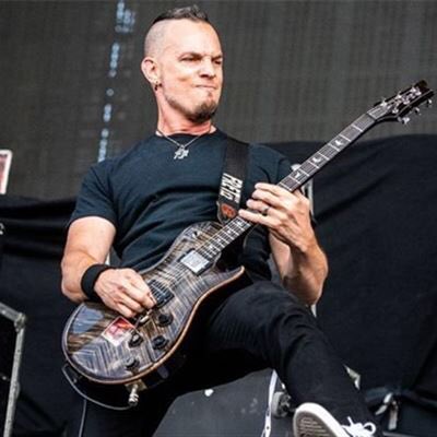 Creed's tweet photo. Happy Birthday @MarkTremonti 🥳🤘🏻 https://t.co/u4HsloeMqh
