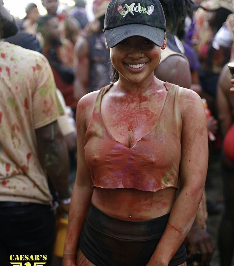 ohzeenjm's tweet photo. #Throwback To #carnivalsaturday 😍🔥
#AMBushja x @caesarsarmy 
#ohzeenent https://t.co/TptpwOk6or