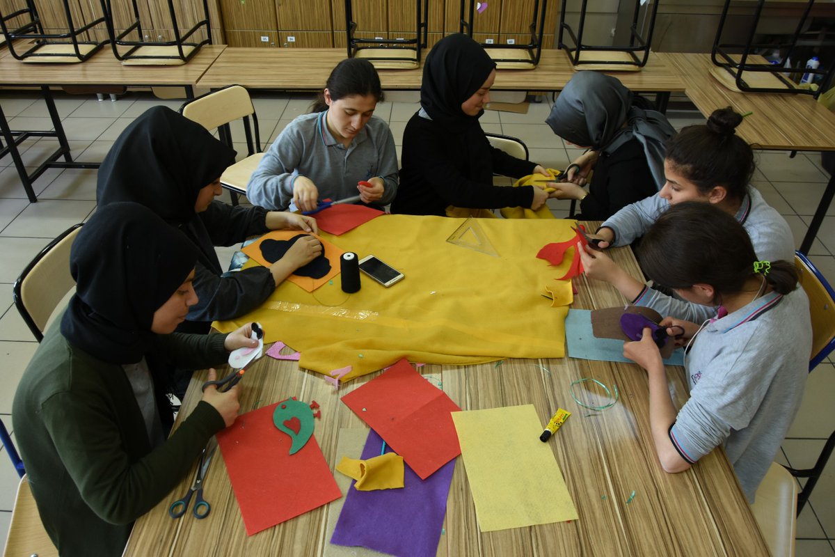 #okulumuözledim
Güçlü meslek lisesi güçlü Türkiye
<a href="/ziyaselcuk/">Ziya Selçuk</a> <a href="/istanbulilmem/">İstanbul İl Millî Eğitim Müdürlüğü</a> <a href="/sultangazimem1/">Sultangazi İlçe Millî Eğitim Müdürlüğü</a> @2525Ibrahim <a href="/Snenehatunmtal/">sultangazi nene hatun mtal</a>