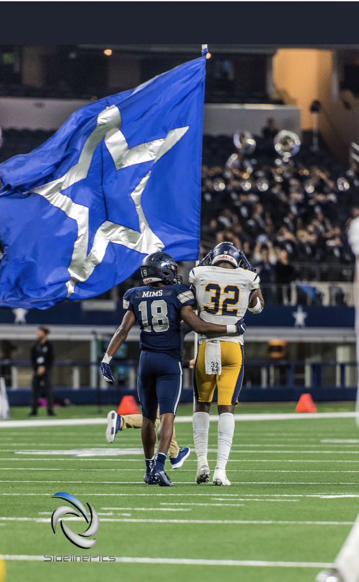 VillanuevaYnigo's tweet photo. @2020Lshs @2020Lshs @LSHSRangers This ain’t the #Goodbye we wanted, nor is it a goodbye at all. #FAMILY, this is a #SoLongForNow and #SeeYallLater. I don’t know if or when we will get to wave our star off into the sunset, but we will eventually...
#LetsGo20 #StarOut https://t.co/kiQrqv828x