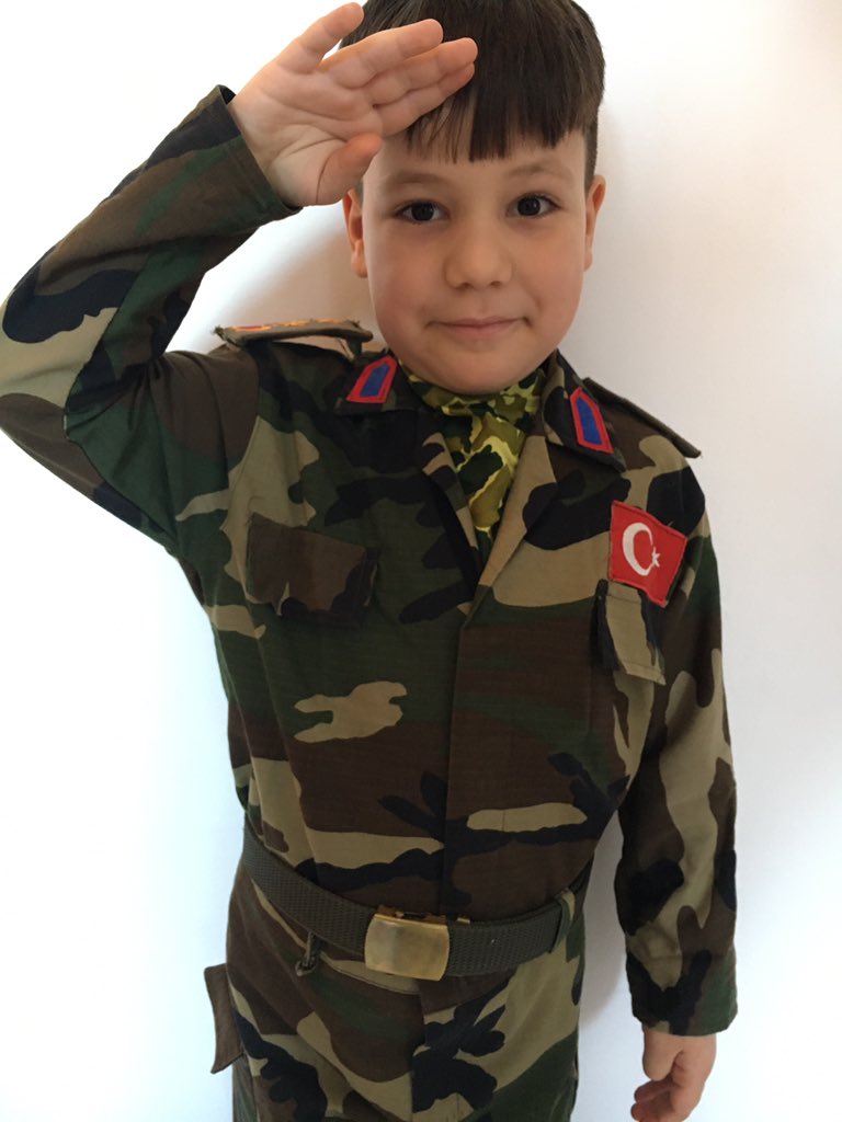 Okul demek eğlence,mutluluk ve başarı demek.#okulumuözledim <a href="/ziyaselcuk/">Ziya Selçuk</a> ,<a href="/CoskunESEN57/">Coşkun ESEN</a> <a href="/mahmutlu/">Mahmut HALAL</a> <a href="/MustafaUzunla13/">Mustafa Uzunlar</a> <a href="/BakiyeUsta/">Bakiye Can</a> <a href="/EsraMngnSuicmez/">EsraSUİÇMEZ</a> <a href="/nevinozder/">Nevin ÖZDER</a> <a href="/HandanKarakum/">Handan Karakum</a> <a href="/ElifBtn9/">Elif Bütün</a>