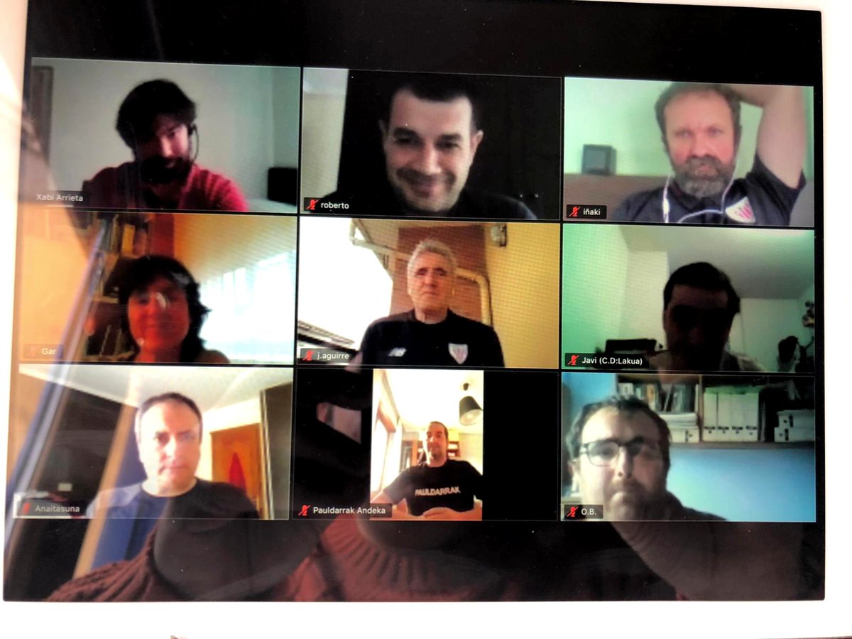 EFF_FVF's tweet photo. 💻 Arratsaldean emakumezko taldeen txanda izan da

💻 Esta tarde ha sido el turno para la videoconferencia con los equipos femeninos

👉 1. Iberdrola
👉 Reto Iberdrola
👉 1. Nacional
👉 Euskal Liga https://t.co/L9nHqOoLdd