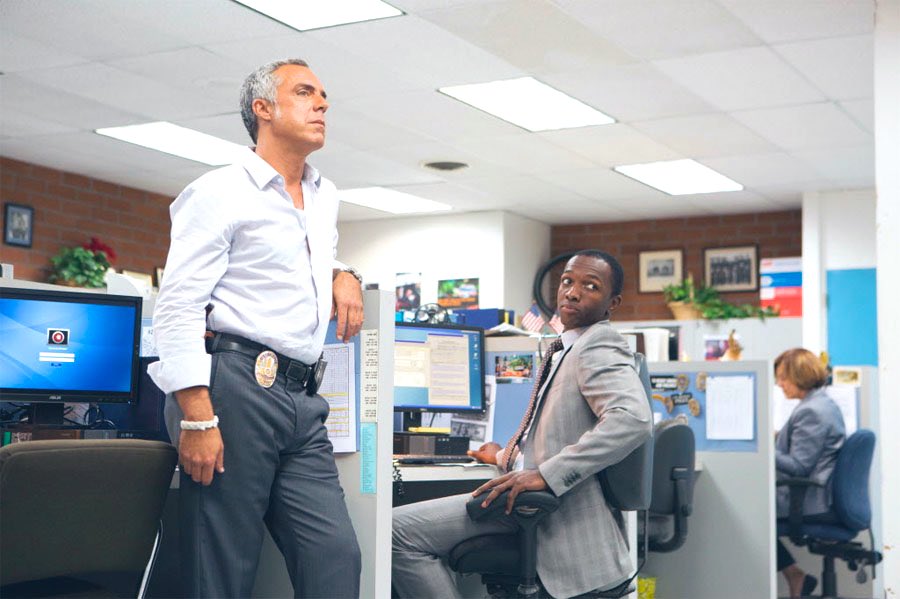 17. BOSCHBecause S06 just dropped on  @PrimeVideoIN!Titus Welliver plays a hard-nosed, crabby cop working Hollywood homicide cases. The show about all the things cops do *between* investigations. Excellent characters. Plot thickens every season. 60 great episodes! Get started.