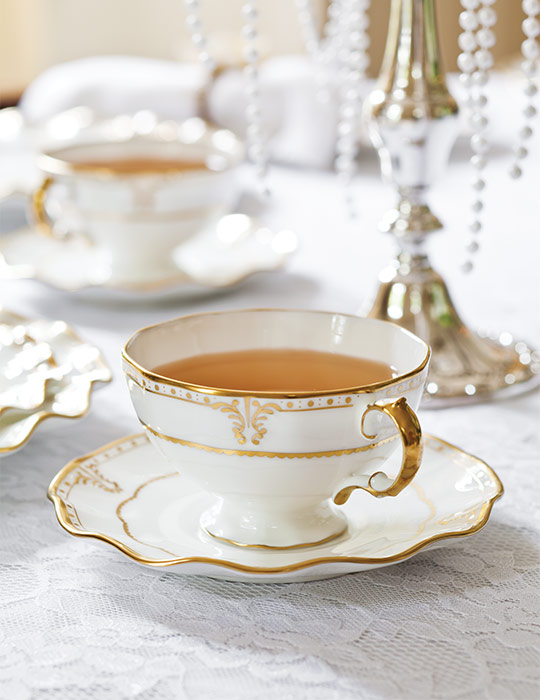 We long for the day when we can once again convene with our friends for a jovial tea party. But for now, we are content enjoying our favorite brews in the comfort of our homes. How are you savoring your teatime rituals while social distancing?